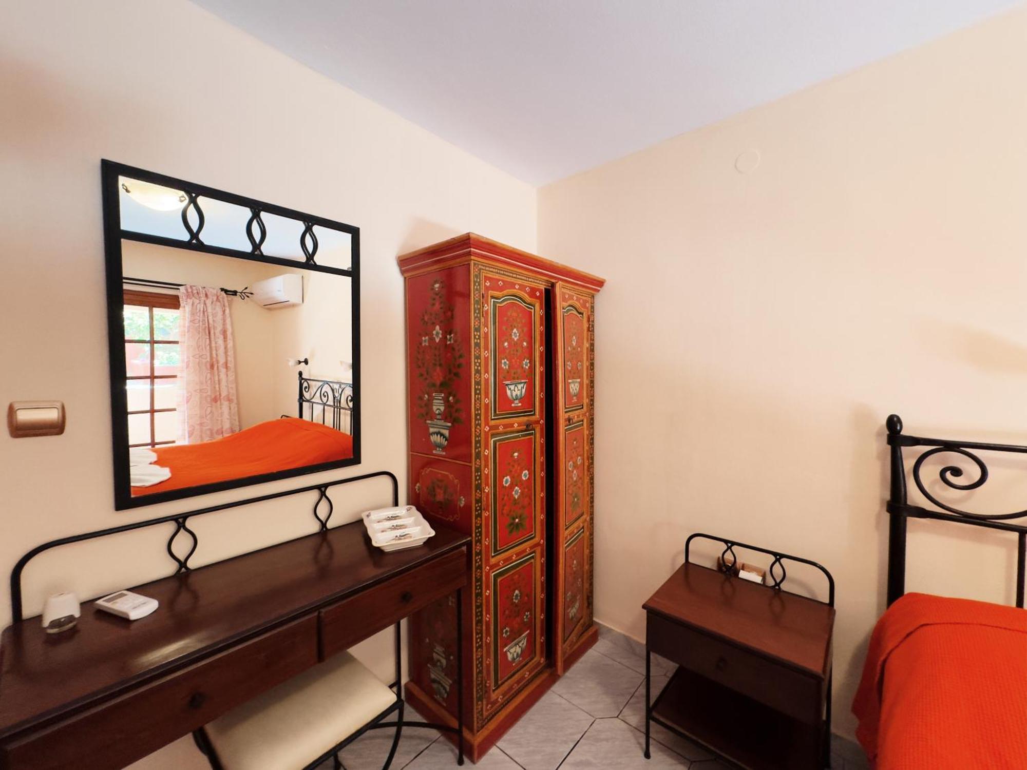 Villa Eleni Seaside Apartments Platanés エクステリア 写真
