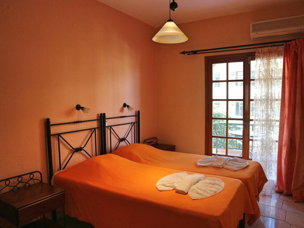 Villa Eleni Seaside Apartments Platanés エクステリア 写真