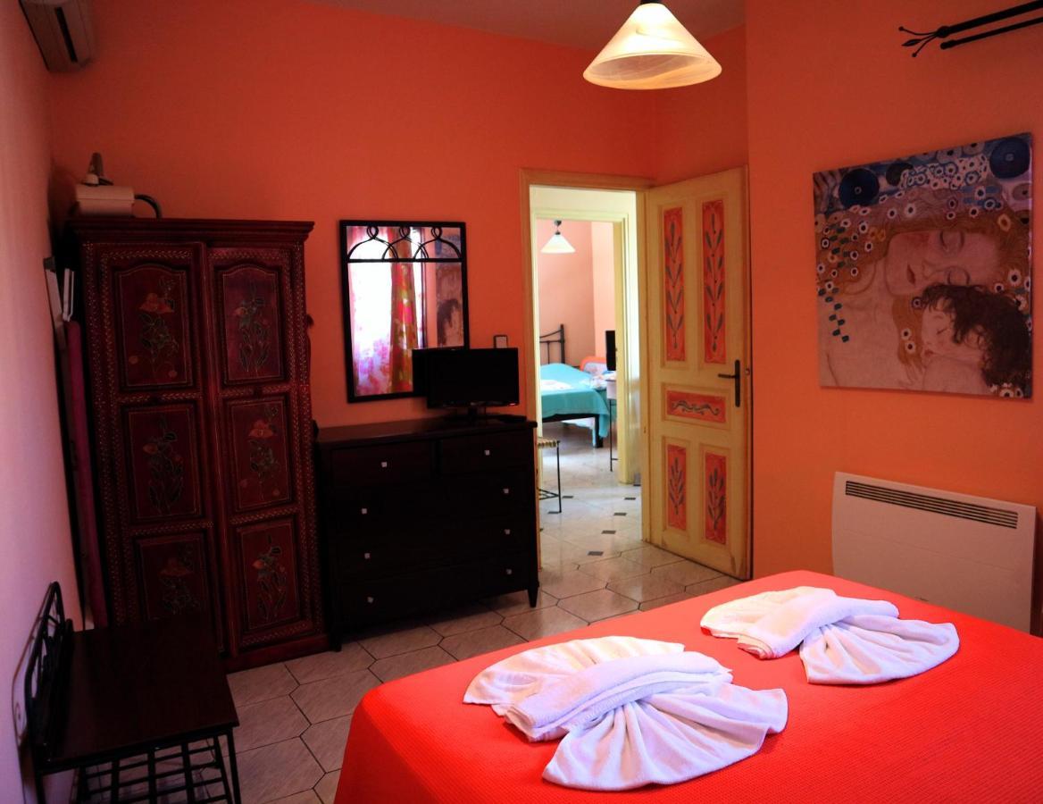 Villa Eleni Seaside Apartments Platanés エクステリア 写真